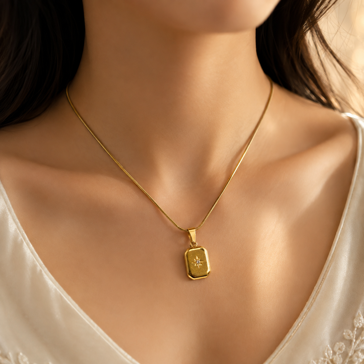 Anti-Tarnish Gold Star Pendant Necklace